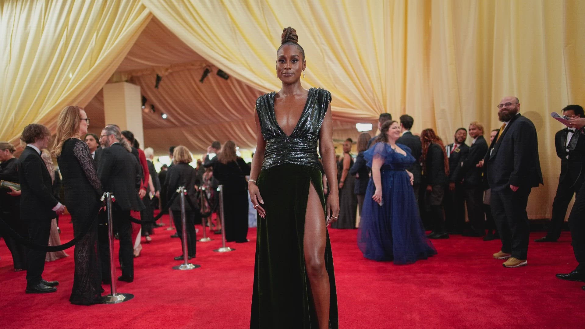Who were the best and worst dressed at the 2024 Oscars? We're taking a closer look at the red carpet fashion trends with The Wardrobe Consultant Hallie Abrams.