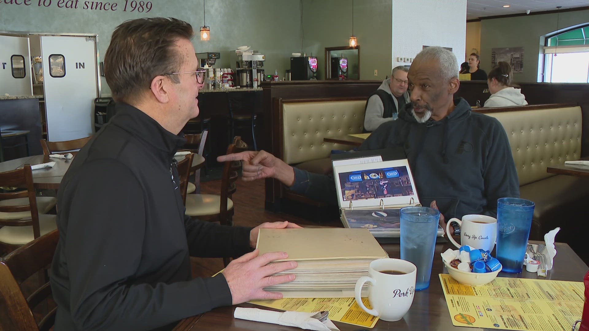 13Sports director Dave Calabro talks with the man who popularized dunking in the NBA, Darnell Hillman.