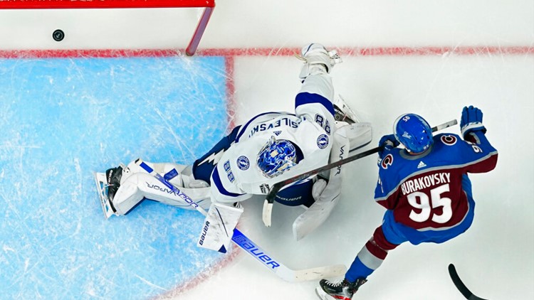 Avalanche shutout Lightning  7-0 in Game 2 of the Stanley Cup Final